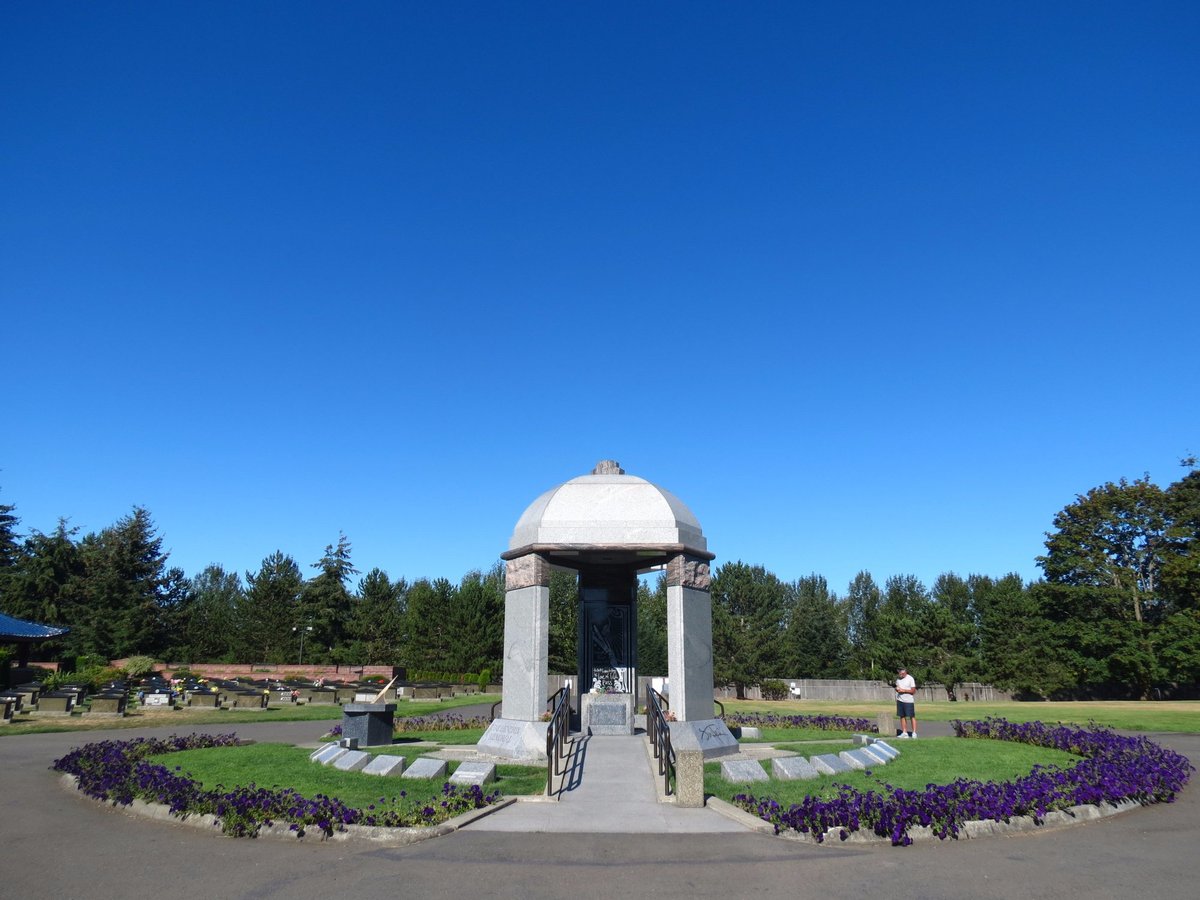 Jimi Hendrix Grave Site (Renton, WA) - Đánh giá - Tripadvisor