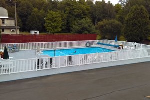 Pool und Strand