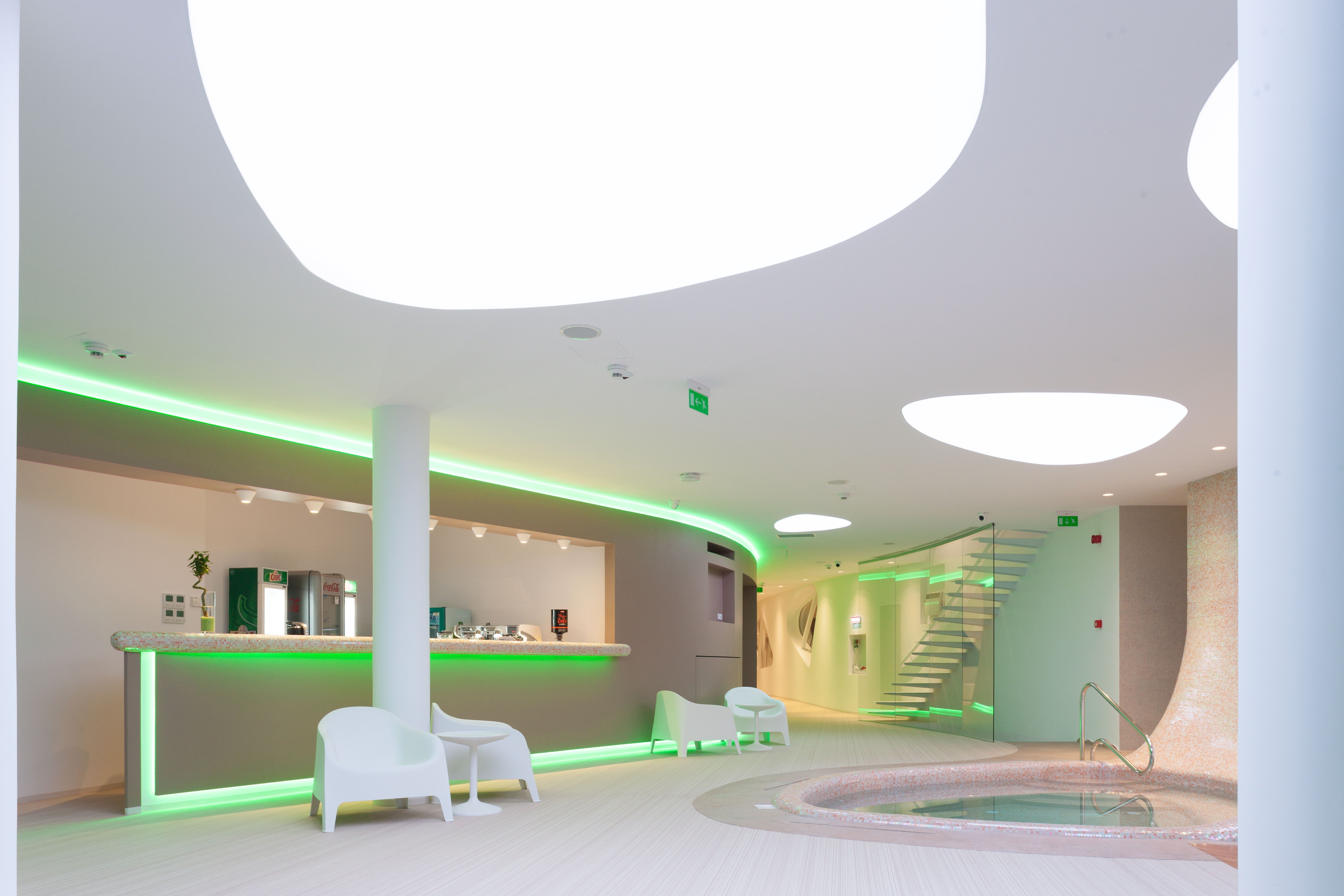 Hotel photo 1 of Zenith Conference and Spa Hotel.