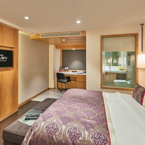 Deluxe room smoking 1
