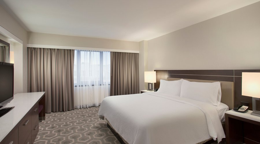 Executive Suite - Private Bedroom