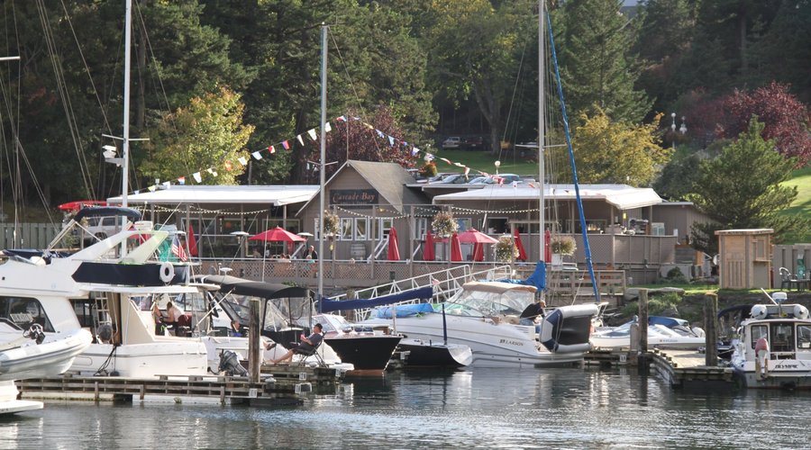 Cascade Bay Grill and Marina