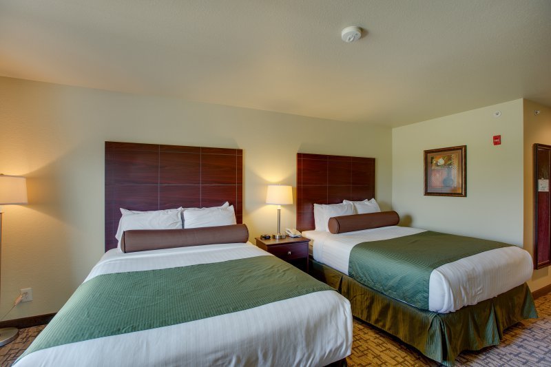 Cobblestone Inn & Suites - Clintonville Rooms: Pictures & Reviews - Tripadvisor