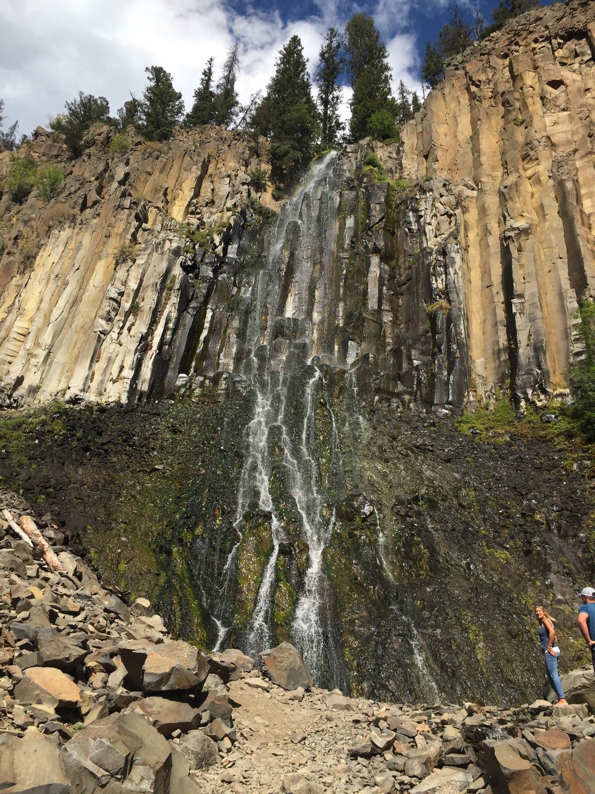 Paradise Falls – My Favorite Hikes