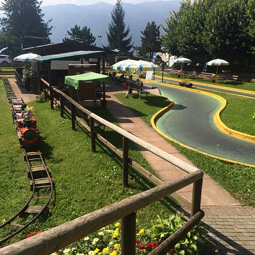 parco giochi gonfiabili x un pomeriggio di puro divertimento. I bambini  possono giocare, saltare - Foto di Funnyland, Lissone - Tripadvisor