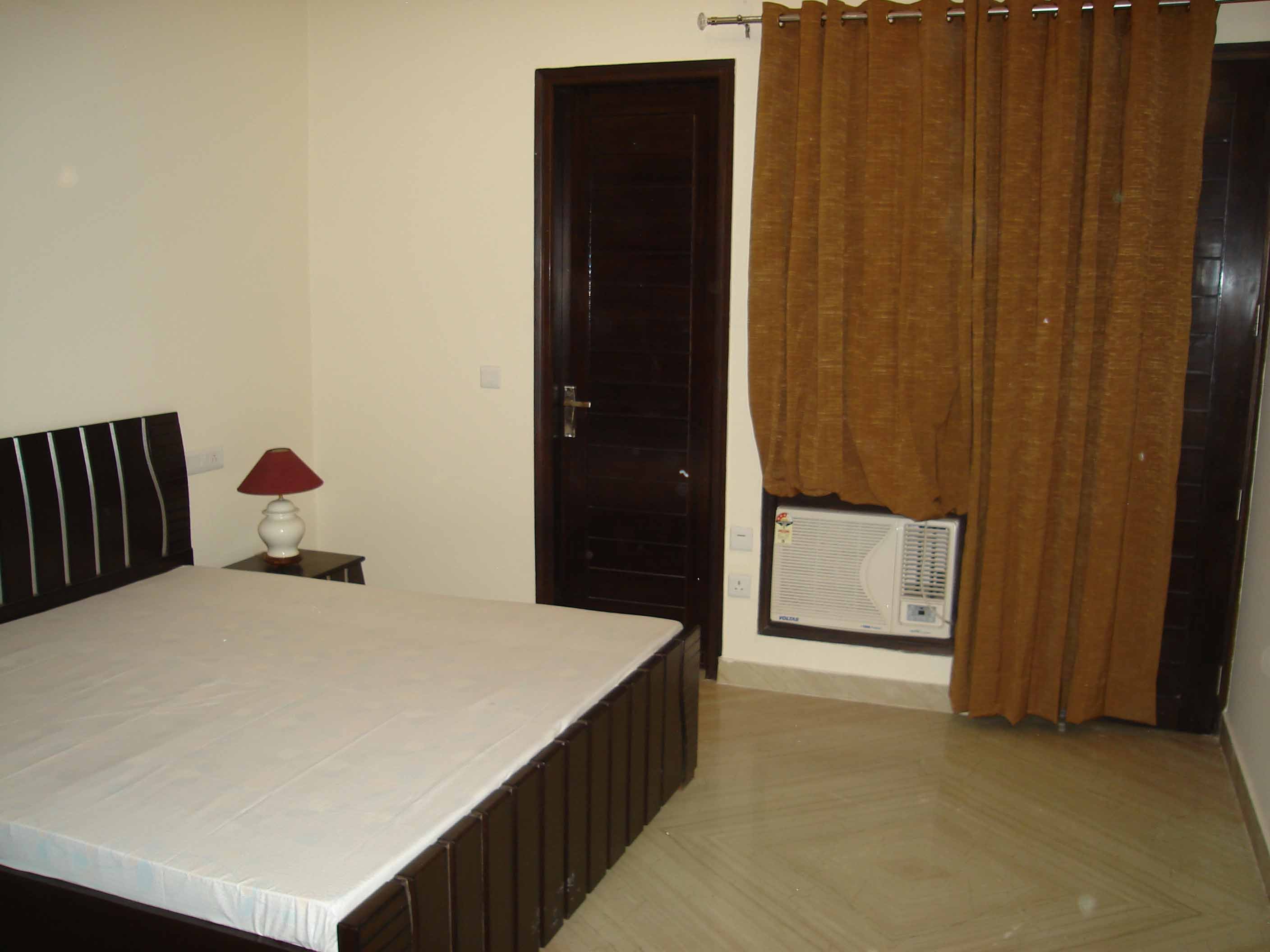 STAY ROYAL BED N BREAKFAST - Prices & Guest House Reviews (New Delhi ...