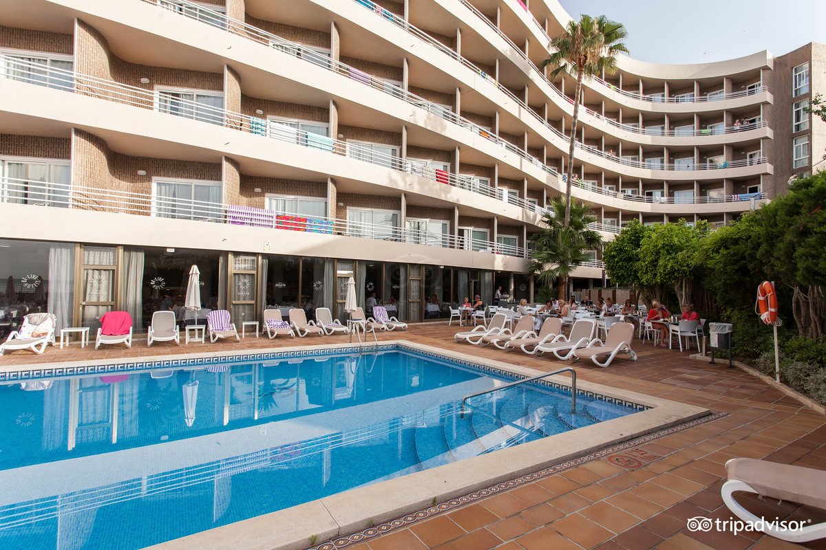 Be Live Experience Costa Palma Pool: Pictures & Reviews - Tripadvisor