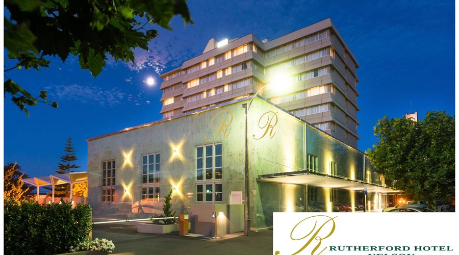 Rutherford Hotel Nelson night