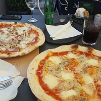 Pizza Bar