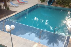 Piscina e praia