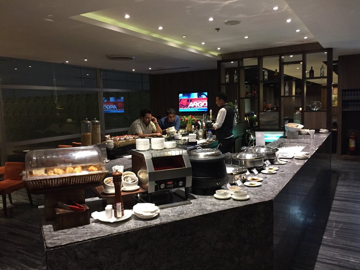 Plaza Premium Lounge (New Delhi) - All You Need to Know BEFORE You Go