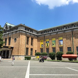 Impressionnante bibliothèque de mangas - Avis de voyageurs sur Kyoto  International Manga Museum, Kyoto - Tripadvisor