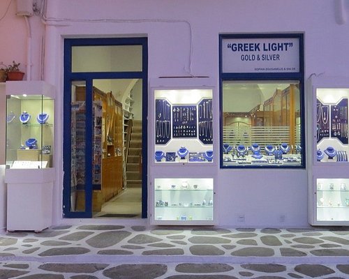 Τhe Best Shops in Mykonos for 2019