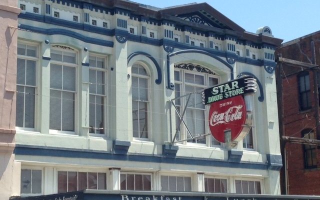Star Drug Store