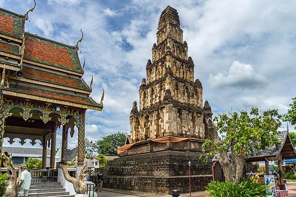 Wat Chamthewi Temple (Wat Ku Kut), Lamphun