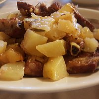 Maiale arrosto con patate