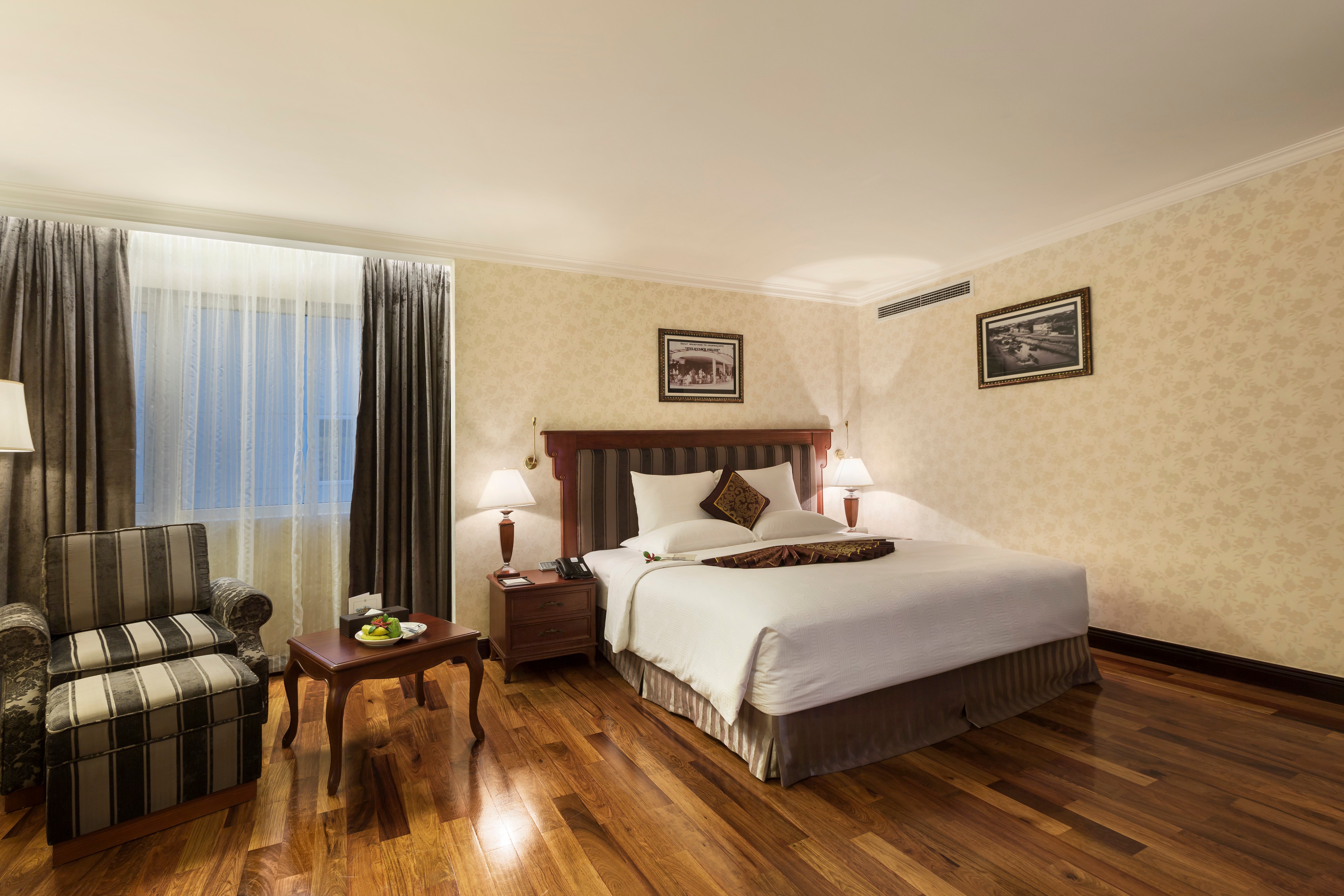 Rex Hotel Rooms: Pictures & Reviews - Tripadvisor