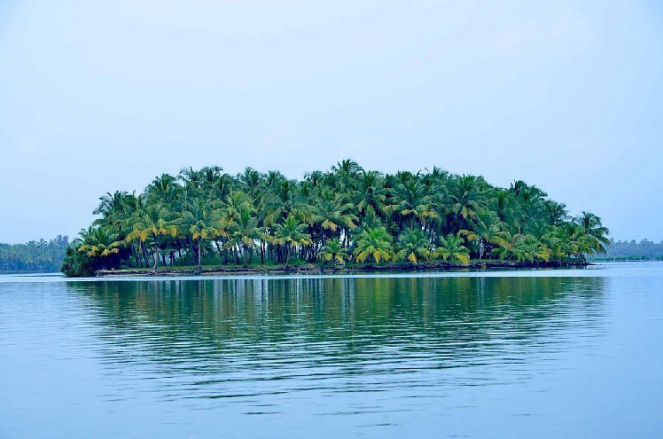 Kavvayi Islands image