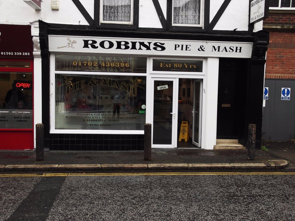 ROBINS PIE & MASH, Southend-on-Sea - Updated 2024 Restaurant Reviews ...