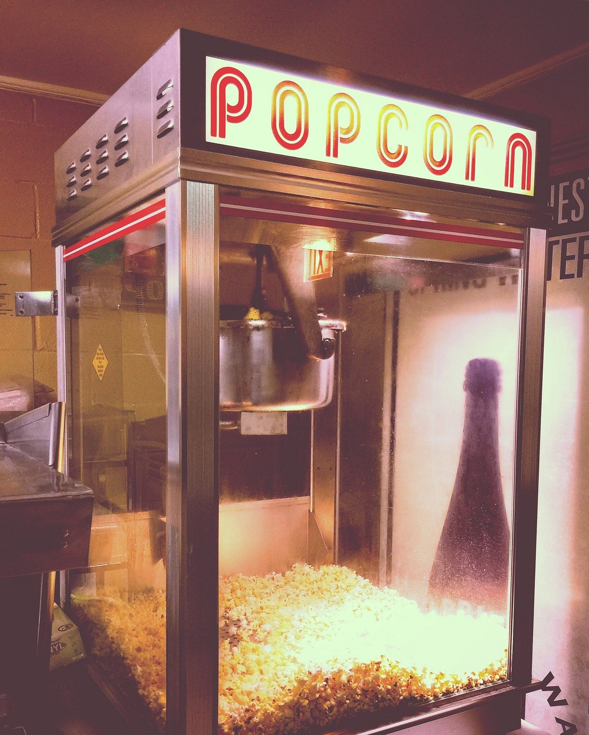 Popcorn machine - Our Town Party - Middletown, NY