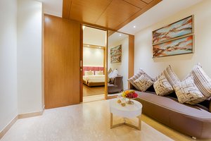 Room & Suite