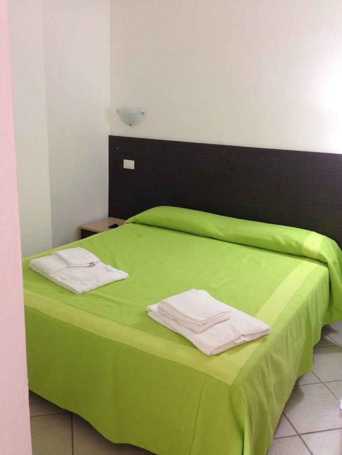 Residence Rosa dei Venti Rooms: Pictures & Reviews - Tripadvisor