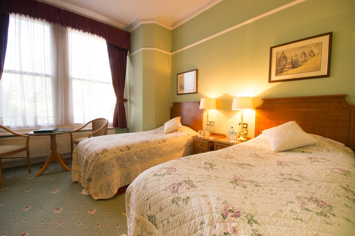 9 GREEN LANE - Updated 2024 Prices & B&B Reviews (Buxton, England)