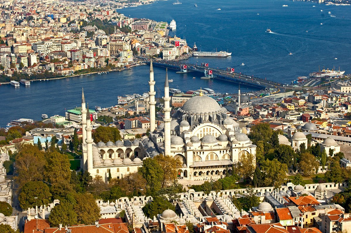 Туры в стамбул из новосибирска. Мечеть Сулеймание в Стамбуле. Стамбул мечеть Сулеймана великолепного. Истанбул мечеть Сулеймание. Мечеть Сулеймана великолепного Родос.
