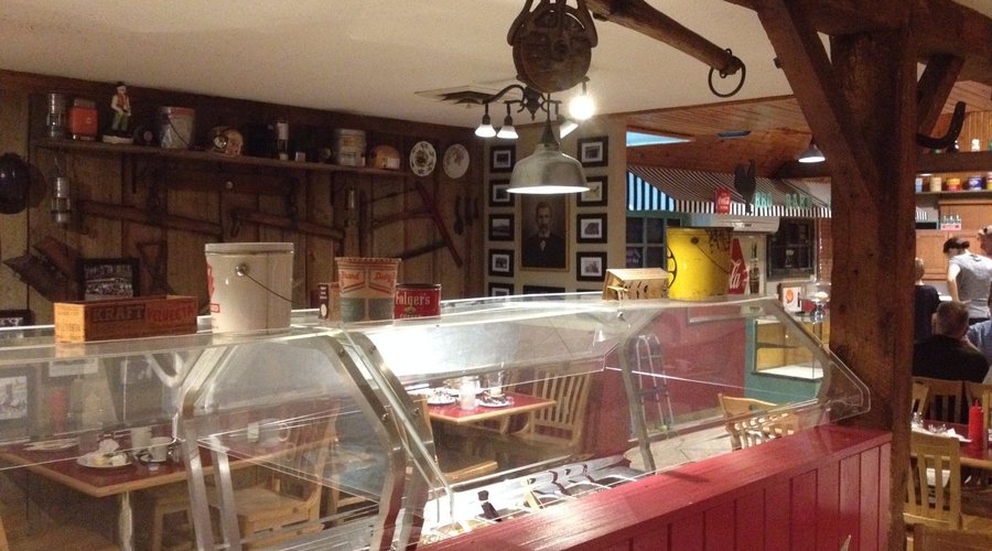 Bar-B-Q Barn