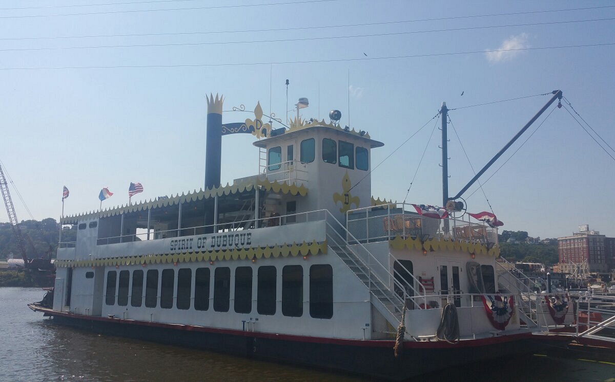 mississippi river cruises from dubuque iowa