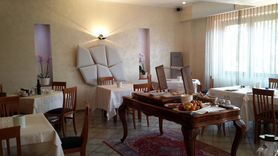 Villa Maiella image 1 - Full view