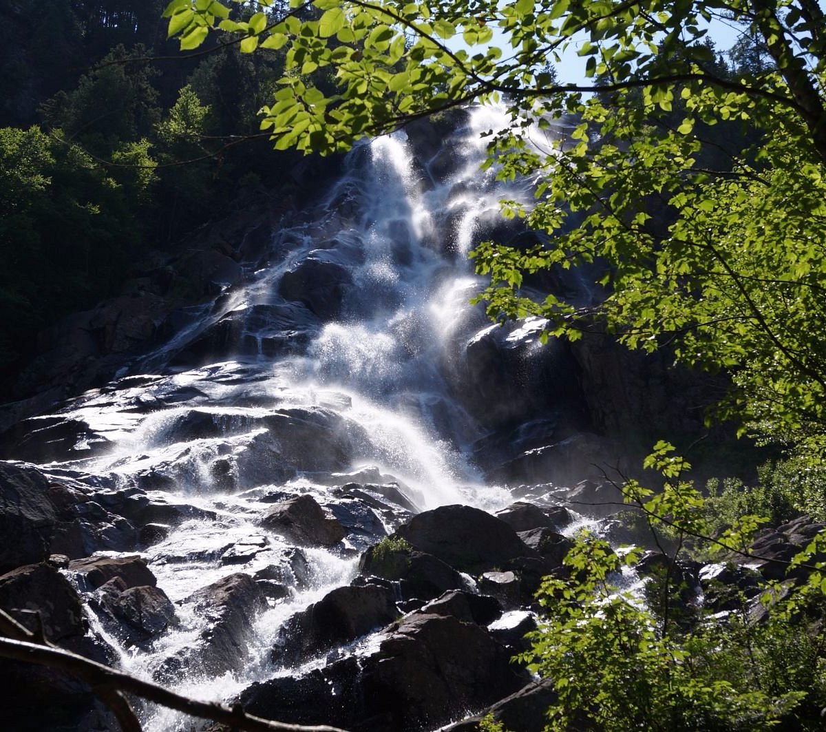 Delaney Falls / #CanadaDo / Best Waterfalls in Quebec