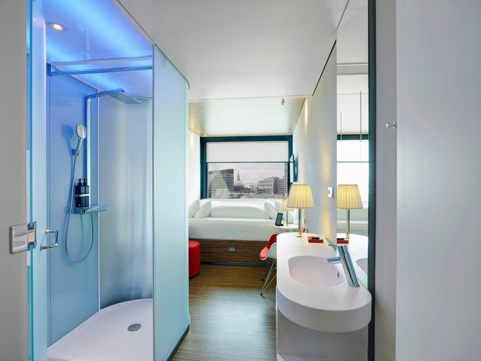 CITIZENM LONDON SHOREDITCH $128 ($̶2̶0̶2̶) - Updated 2023 Prices & Hotel  Reviews - England