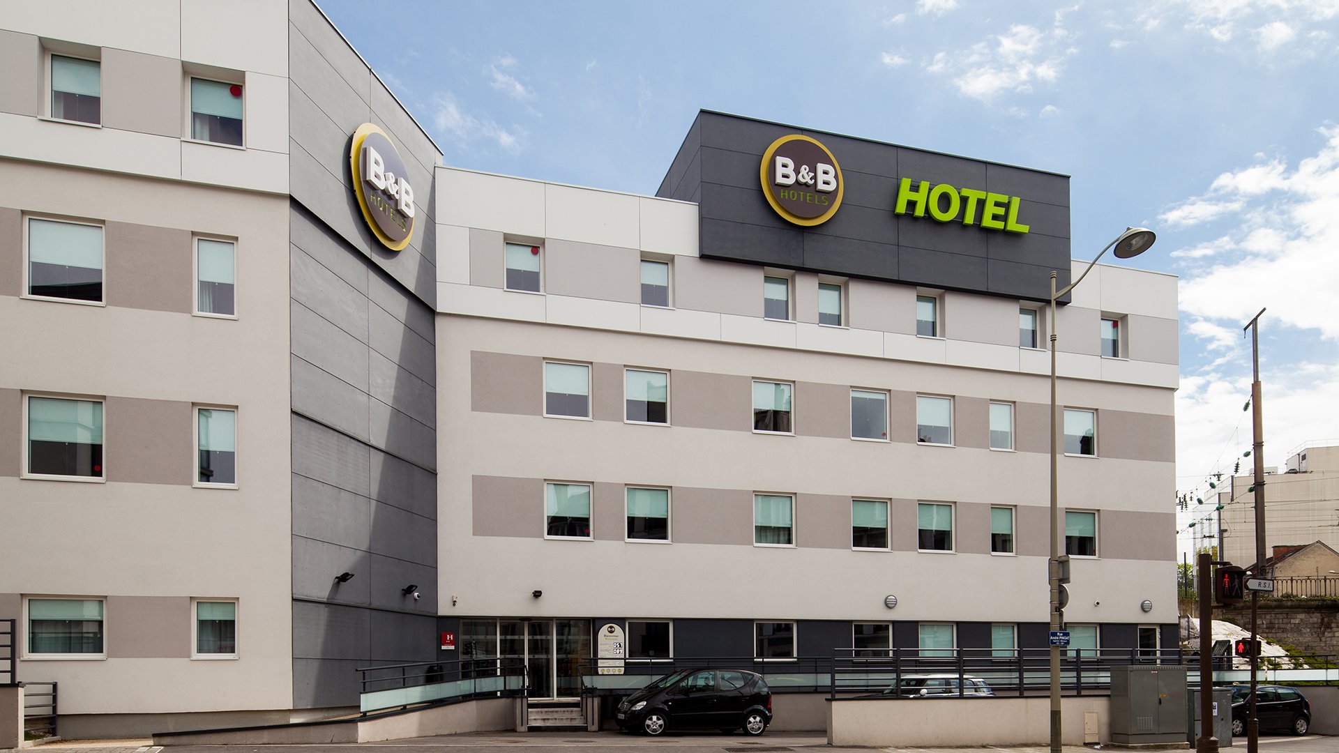 B&B HOTEL Reims Centre Gare : Tarifs 2022 Mis à Jour, 156 Avis Et 47 ...