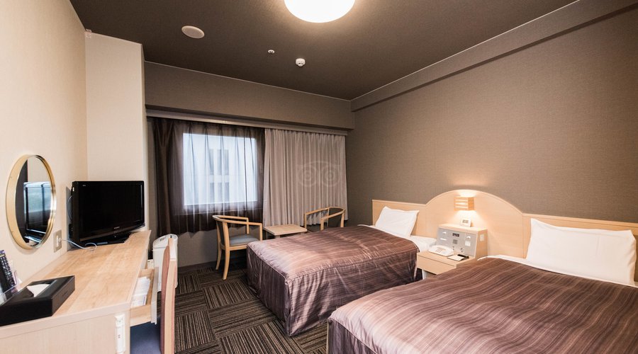 The Twin Room at the Hotel Route Inn Tokyo Asagaya