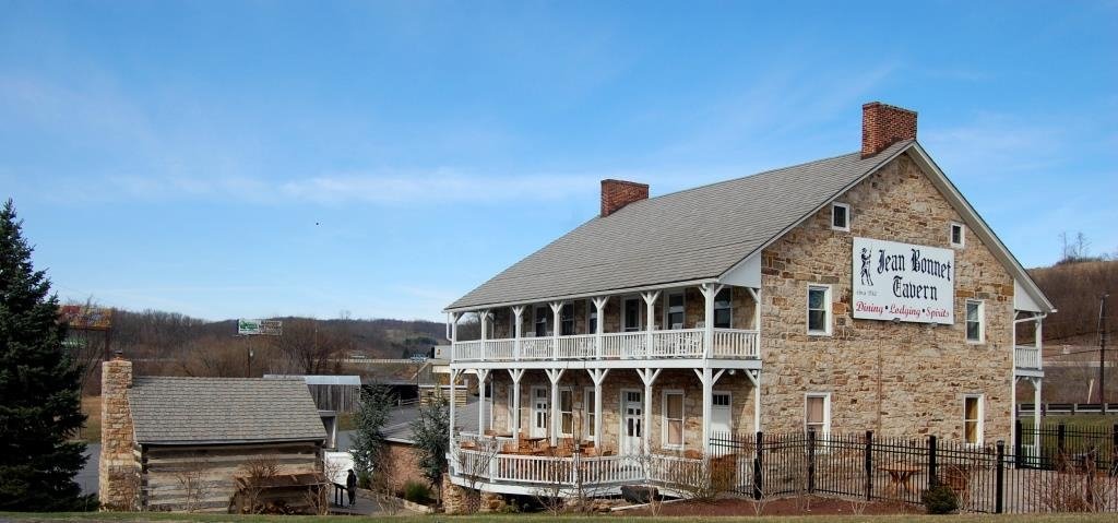 JEAN BONNET TAVERN B & B - B&B Reviews (Bedford, PA)