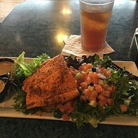 Had a fabulous lunch while waiting at the airport. Would definitely go here again before my trav