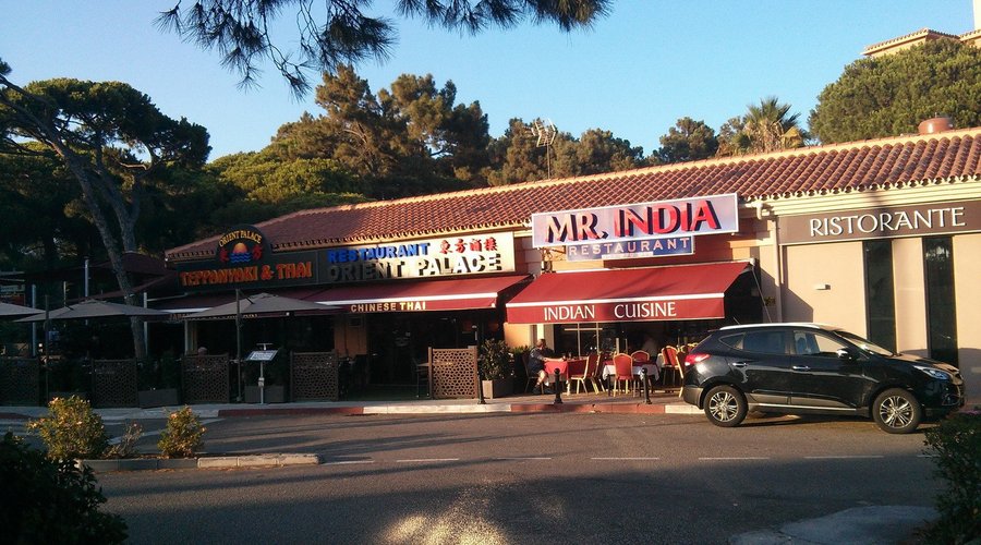 Centrally located in with plenty of parking