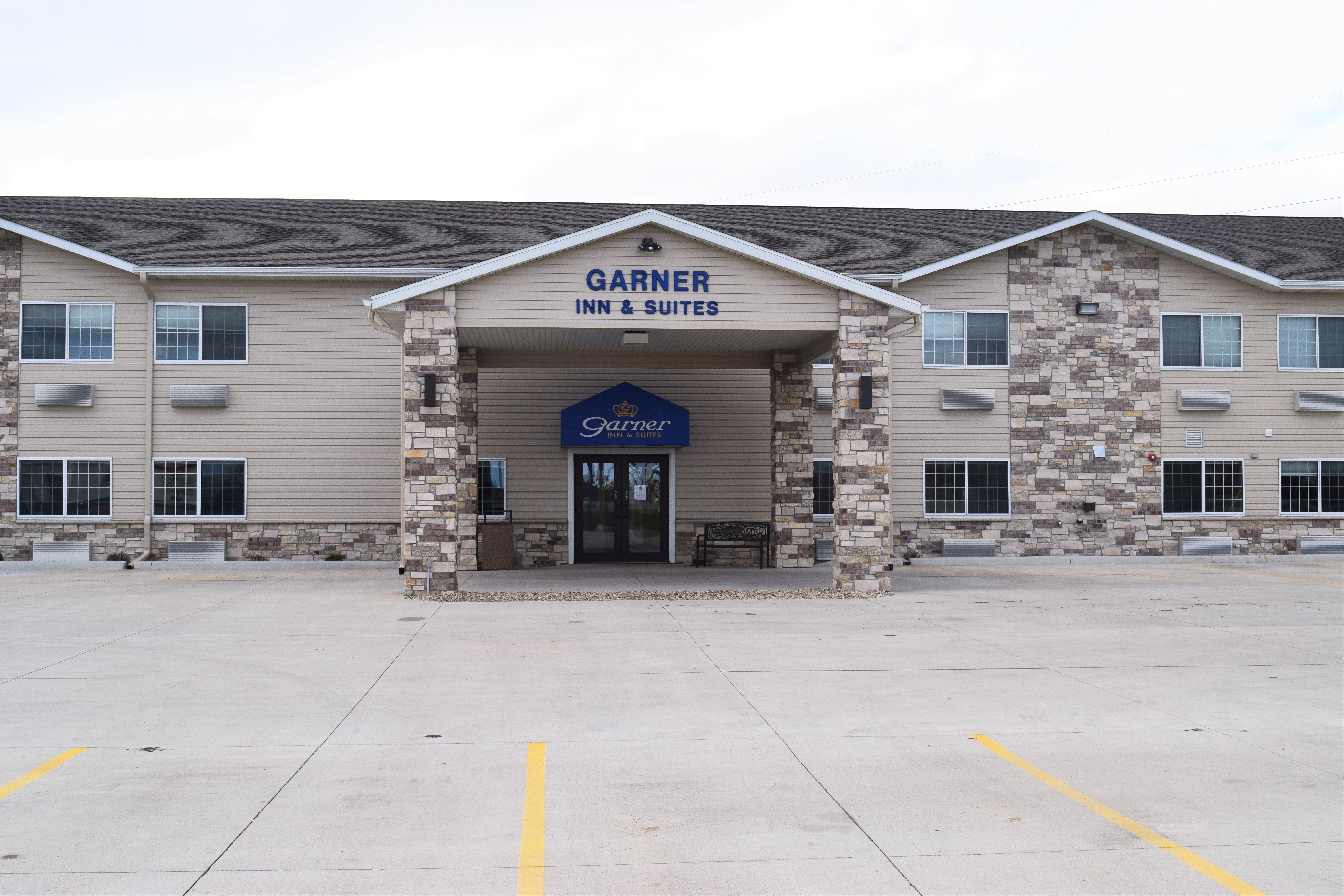 GARNER INN & SUITES - Updated 2022 Hotel Reviews (Iowa)