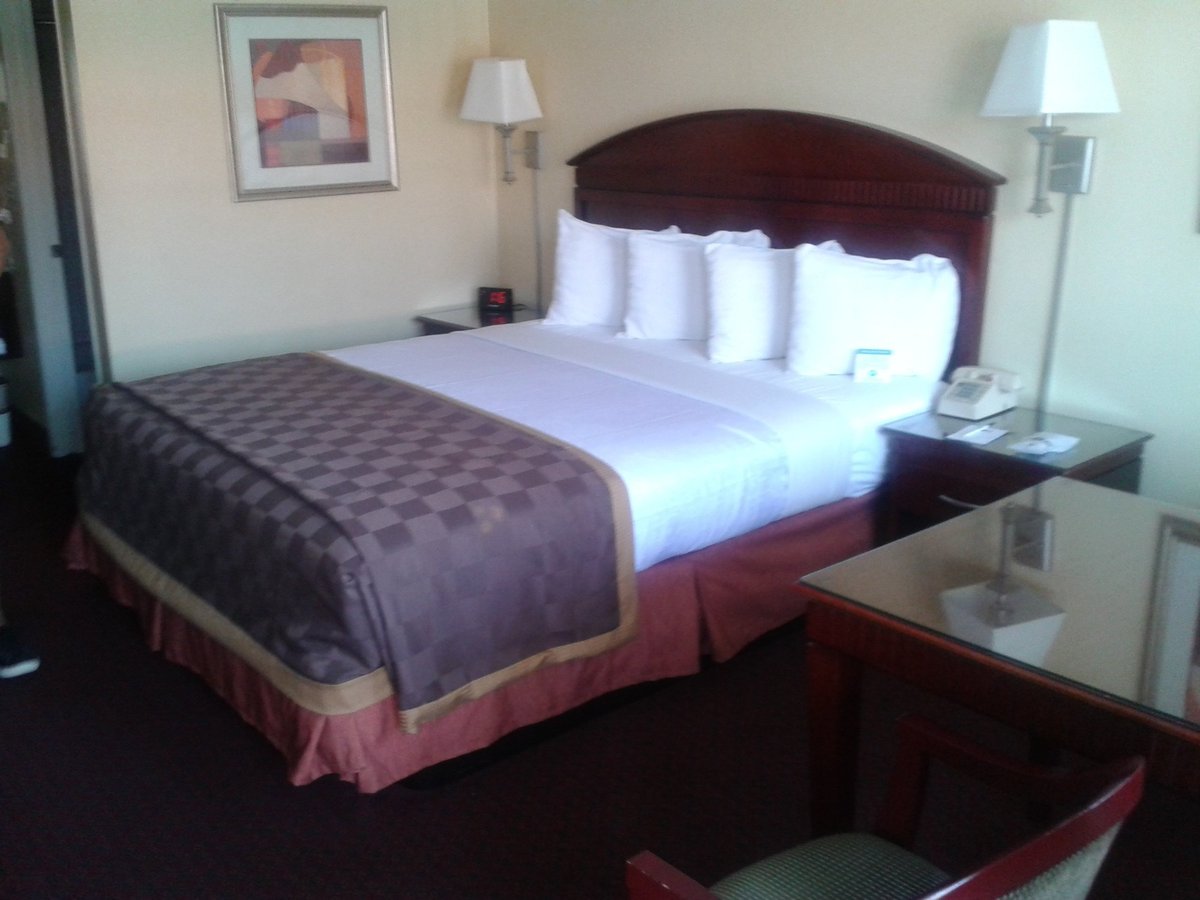 BEST WESTERN PASADENA INN $139 ($̶1̶6̶8̶) - Updated 2022 Prices & Motel ...