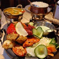 Indisch-pakistanische Spezialitäten frisch zubereitet