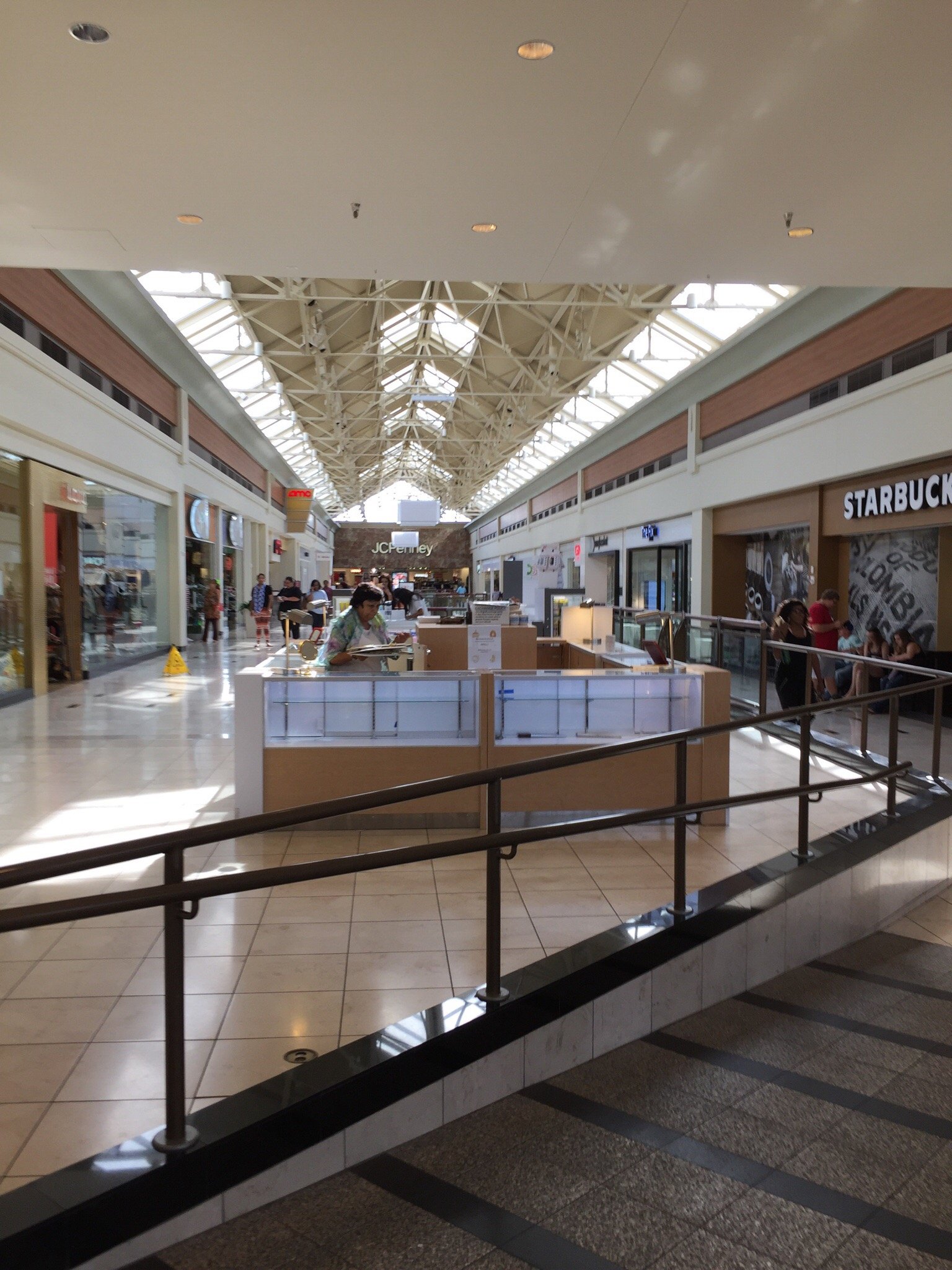 penn square mall vans store