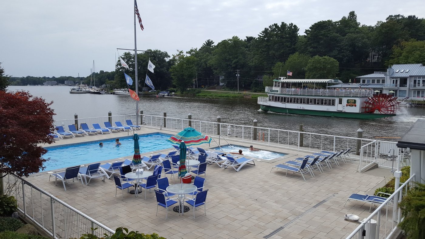 SHIPNSHORE HOTEL Updated 2024 Motel Reviews (Saugatuck, MI)