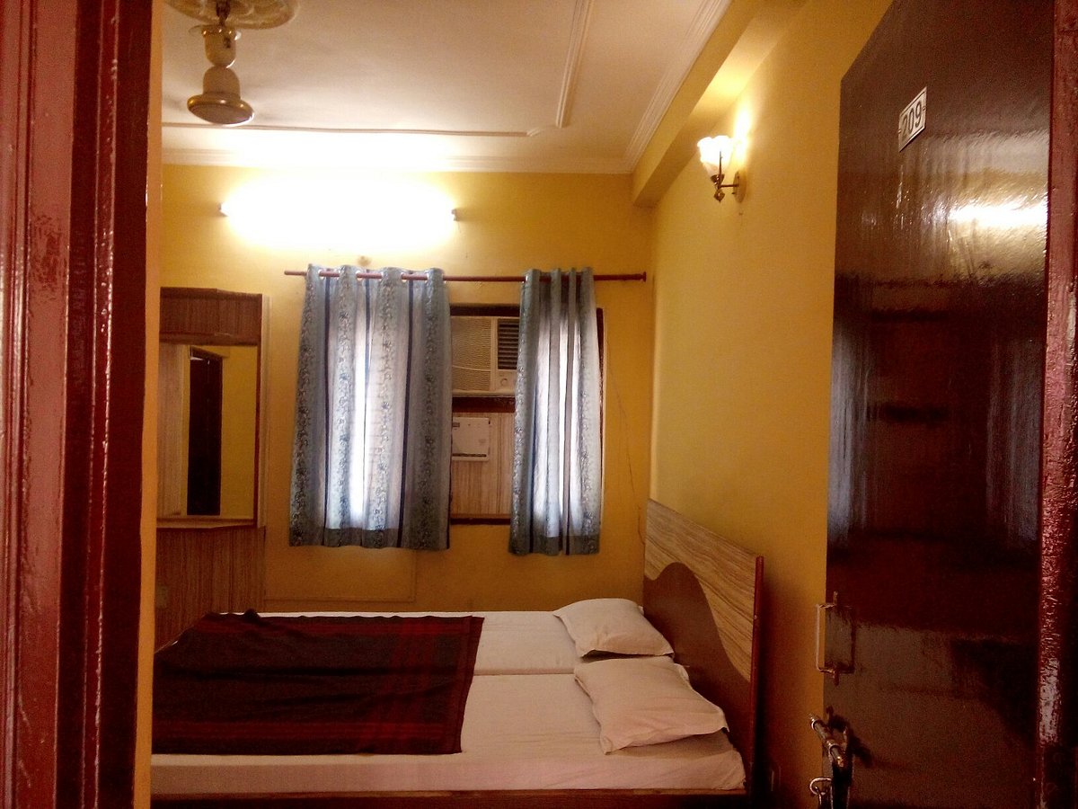 Hotel Dharam Yatri Niwas Rishikesh Specialty Hotel Reviews And Photos Tripadvisor