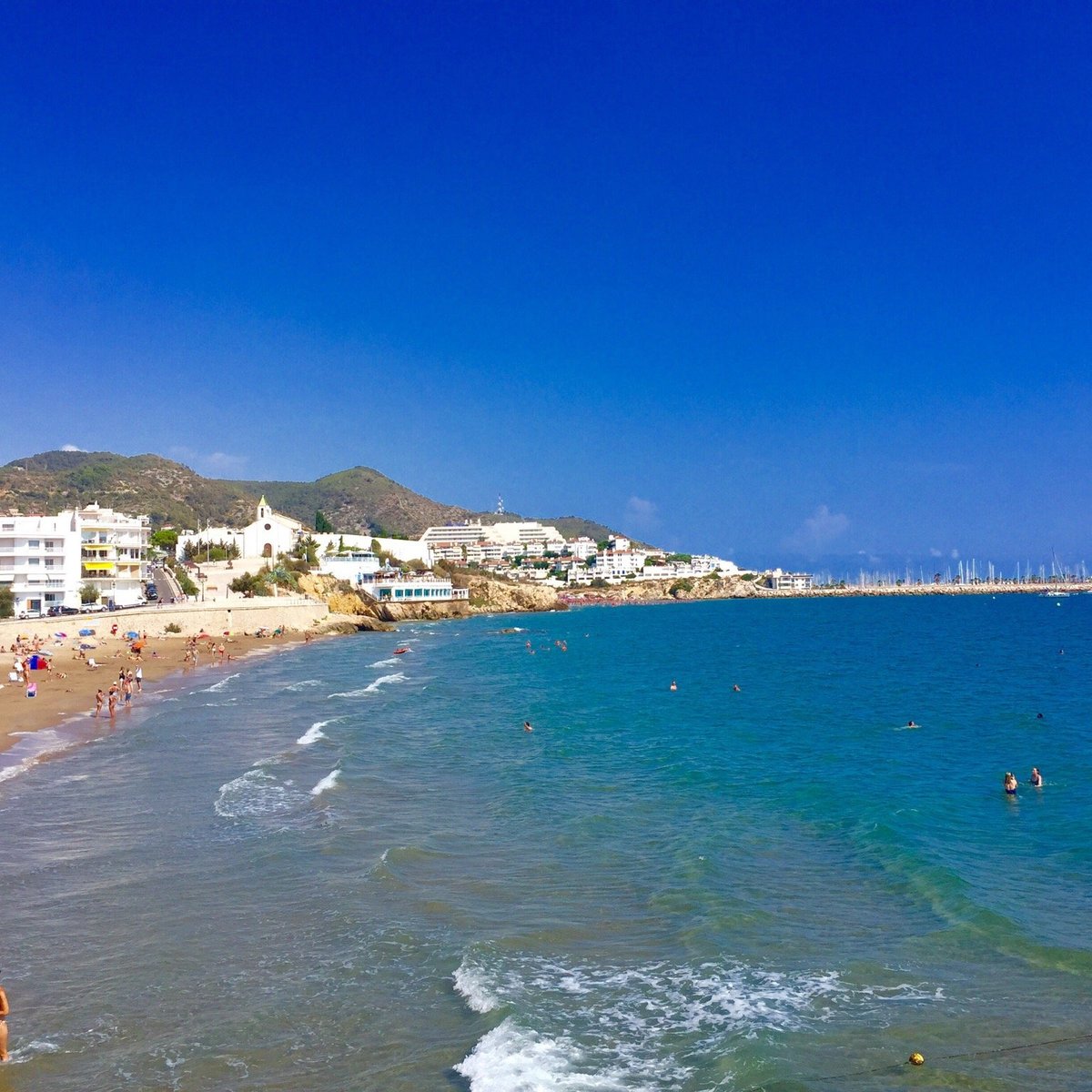 Playa de Sant Sebastia, Сиджес: лучшие советы перед посещением - Tripadvisor