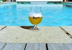buitenzwembad met verwarming ( 28 graden )
