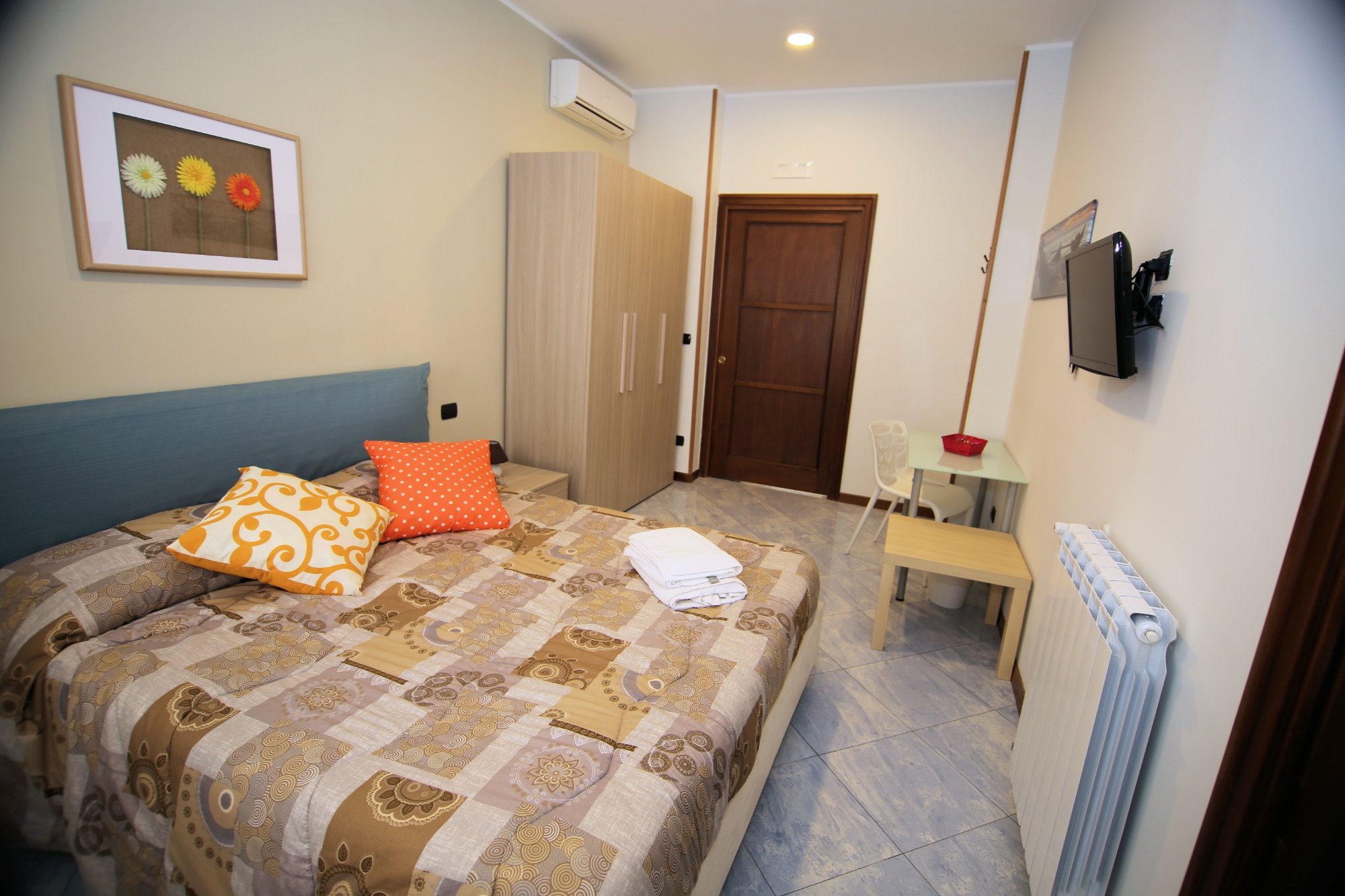 B&B CASA VITTORIA (Naples) - B&B Reviews & Photos - Tripadvisor