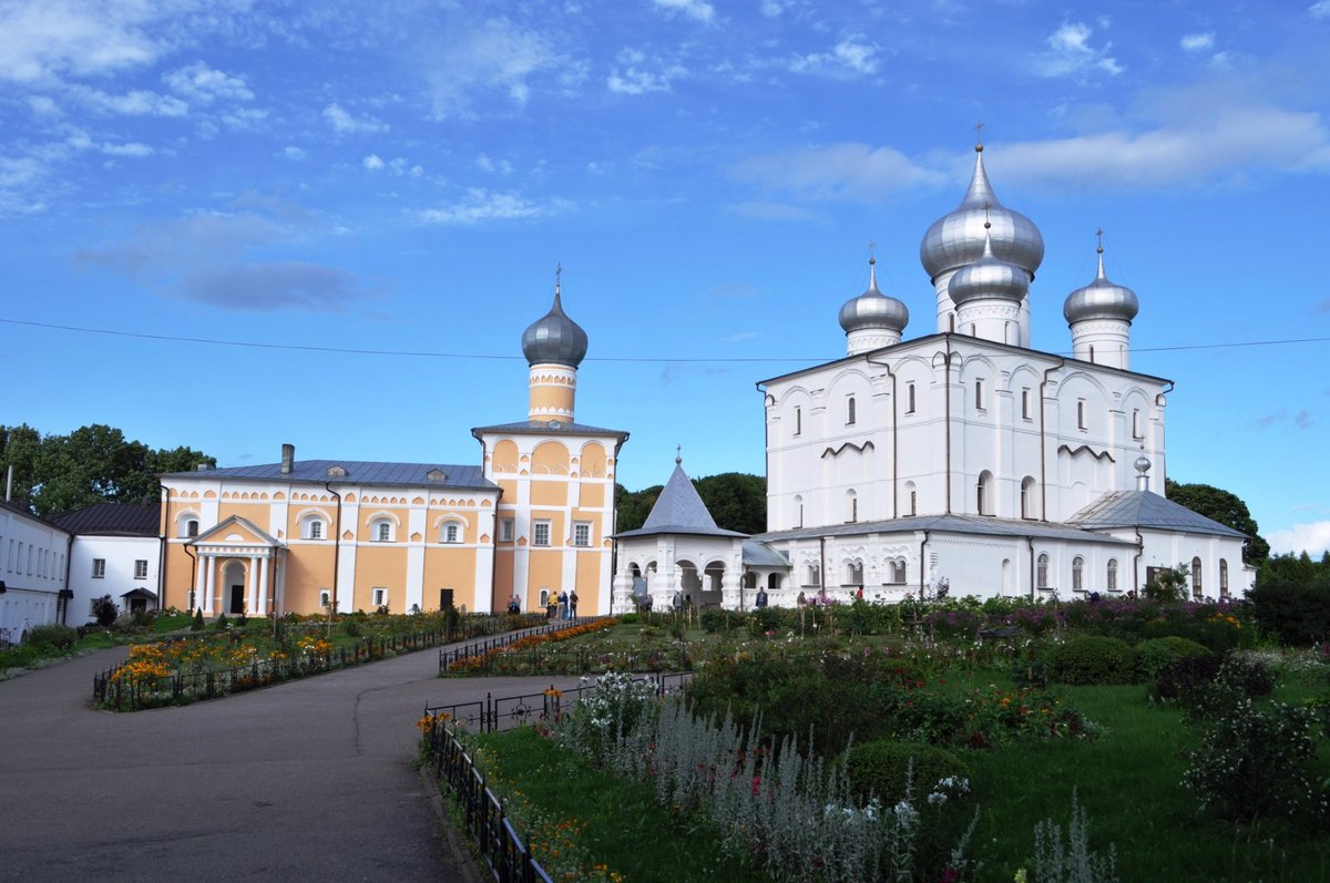 Варлаамо-Хутынский женский монастырь, д. Хутынь: лучшие советы перед  посещением - Tripadvisor