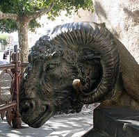 Base de la escultura.