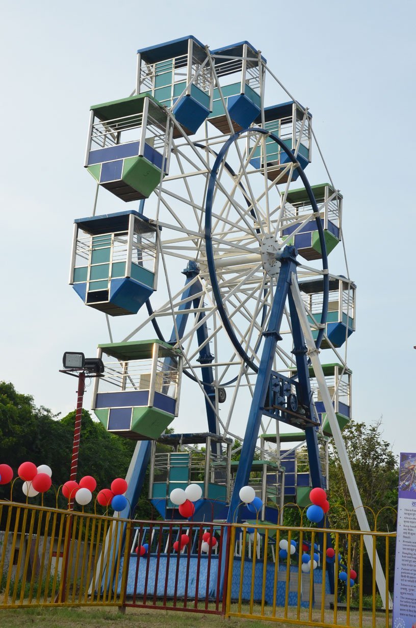 Dream World Amusement park in lucknow India - reviews, best time